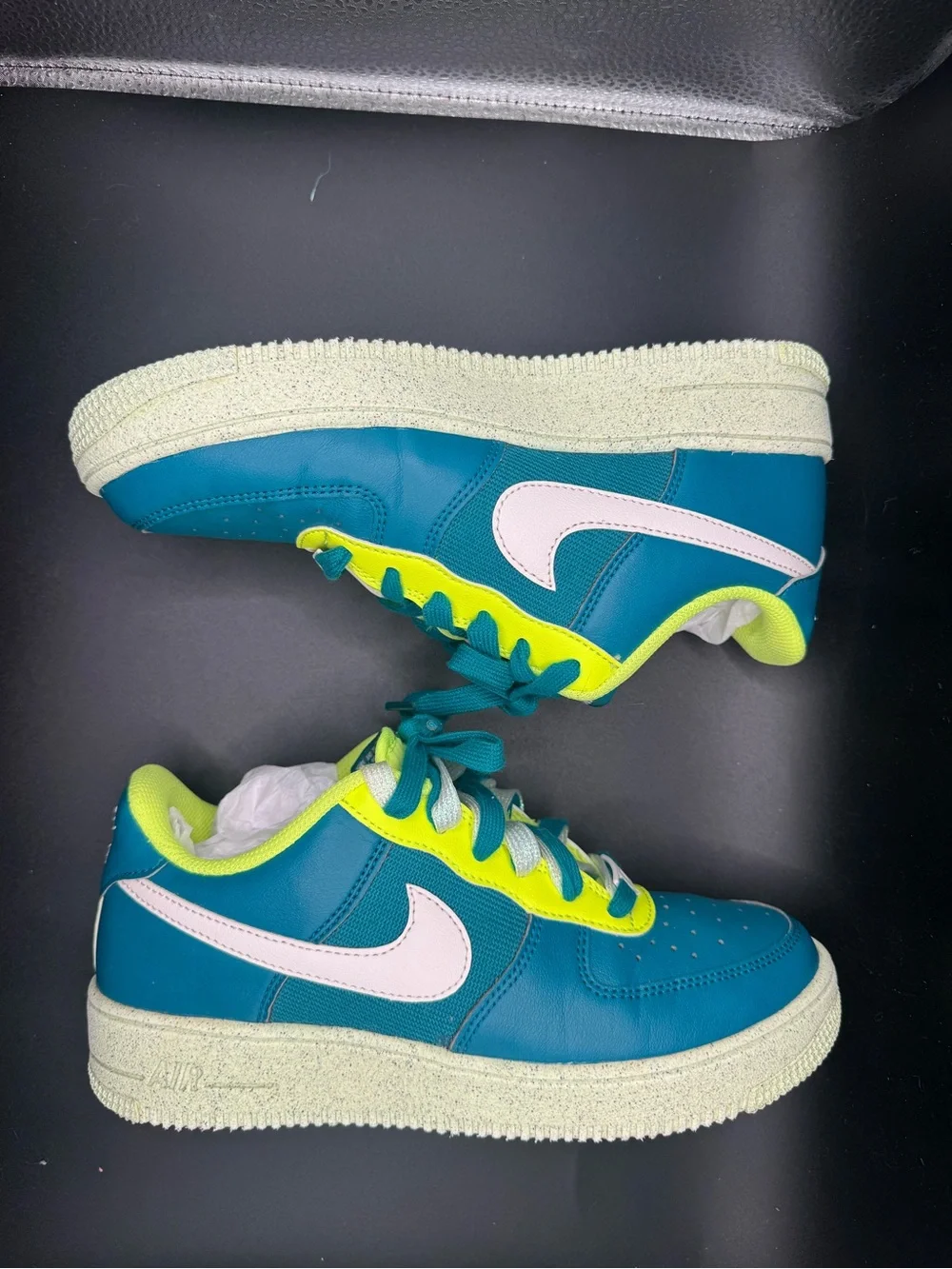 Nike Air Force 1 ‘07 LV8 Teal Volt Sneakers | Men’s 6 / Women’s 7.5 | DM1086-300